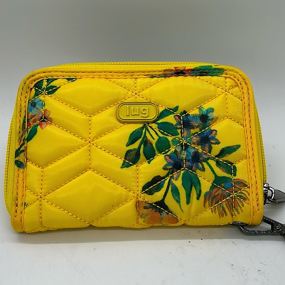Lug Ranger Yellow Floral Quilted Crossbody Bag & Wristlet Purse Bag 🌼🌼 - Picture 9 of 11